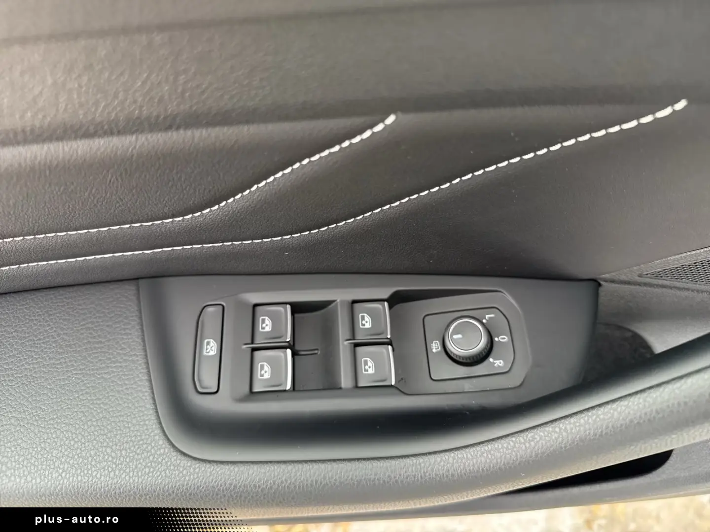 Volkswagen Arteon TSI DSG CarPlay Virt ACC Kamera LED Navi