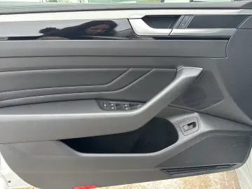 Volkswagen Arteon TSI DSG CarPlay Virt ACC Kamera LED Navi