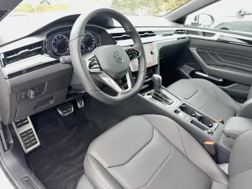 Volkswagen Arteon TSI DSG CarPlay Virt ACC Kamera LED Navi