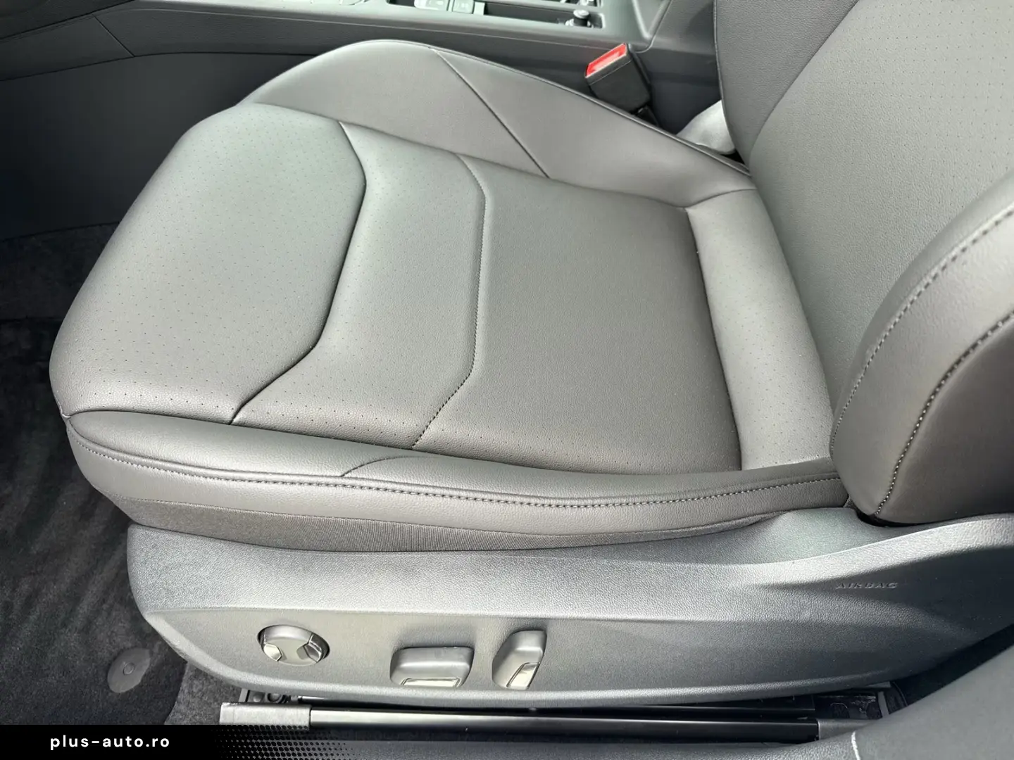 Volkswagen Arteon TSI DSG CarPlay Virt ACC Kamera LED Navi