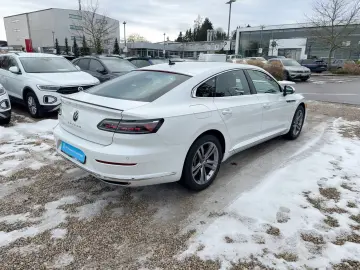 Volkswagen Arteon TSI DSG CarPlay Virt ACC Kamera LED Navi