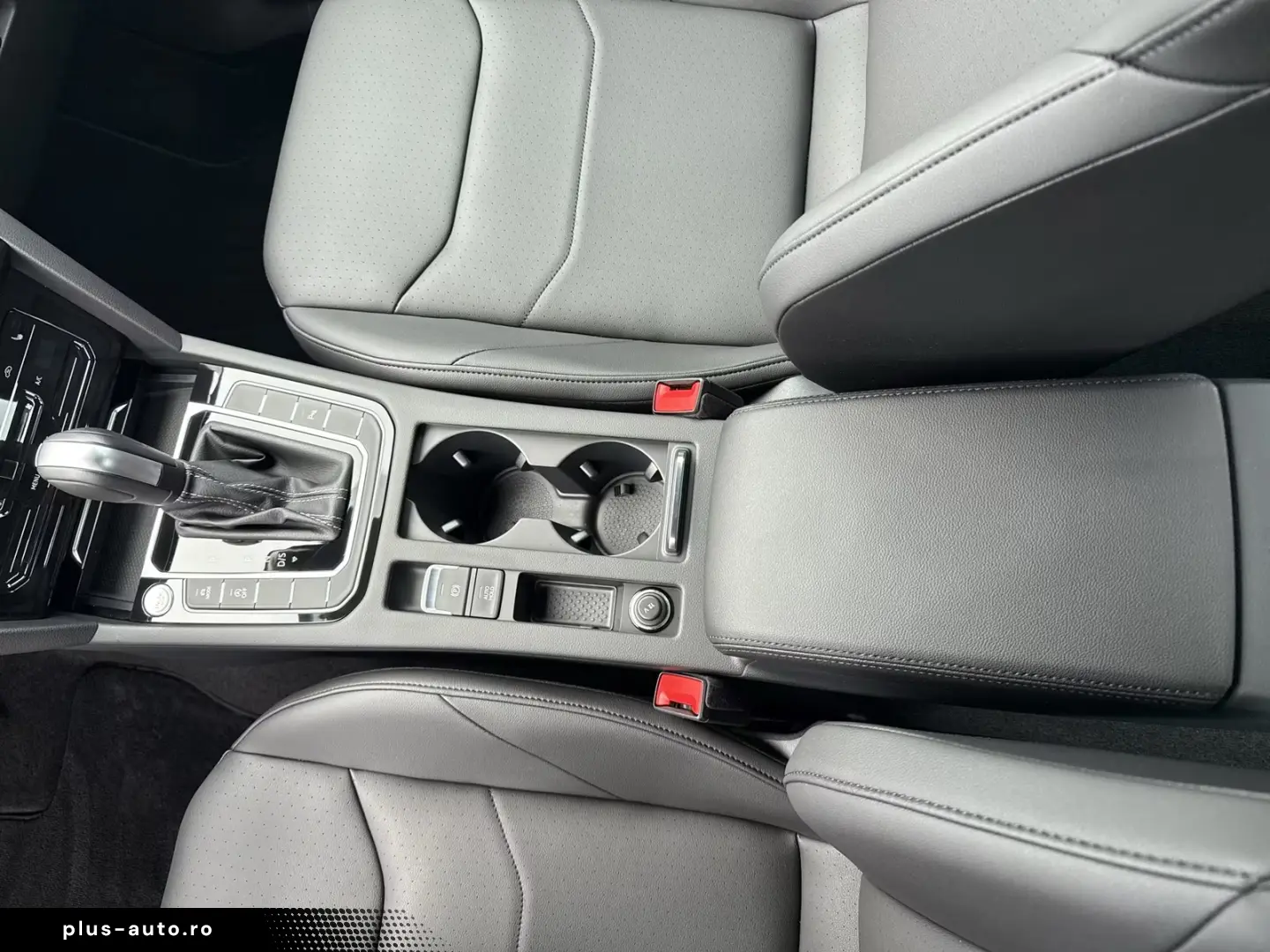 Volkswagen Arteon TSI DSG CarPlay Virt ACC Kamera LED Navi