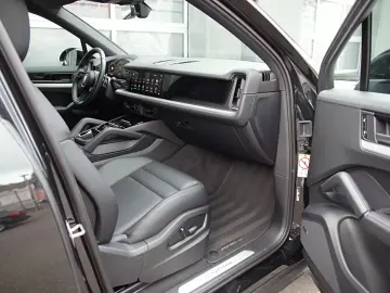 Porsche Cayenne  21 RS-Spyder Luft ACC BOSE