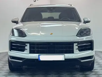 Porsche Cayenne E-Hybrid  Vierradlenkung