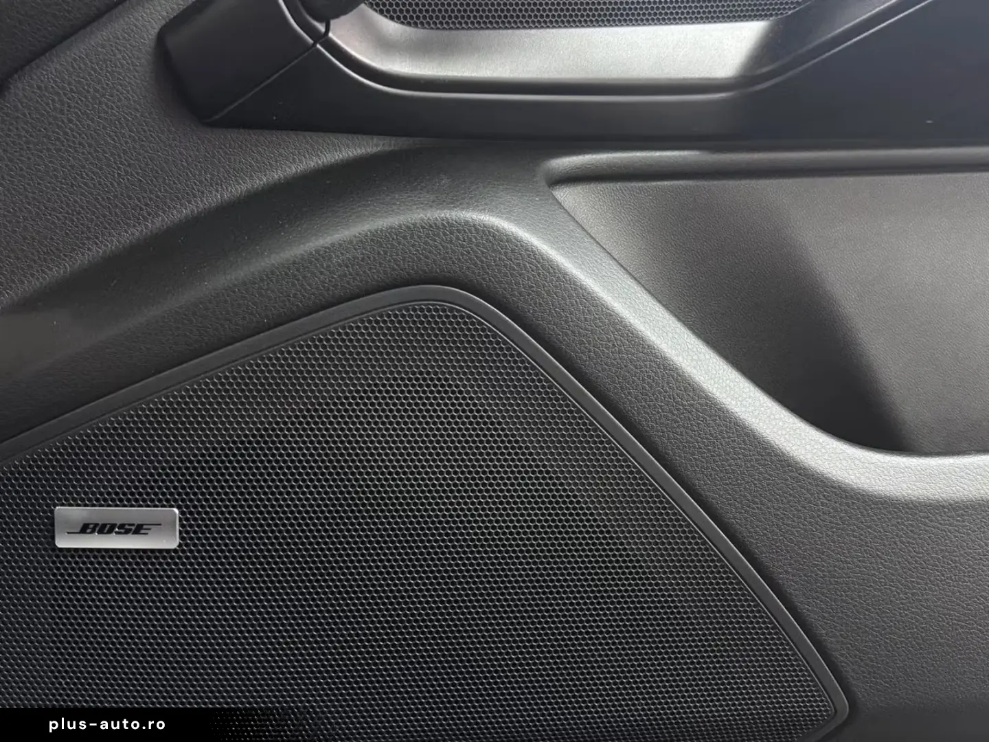 Porsche Cayenne E-Hybrid  Vierradlenkung