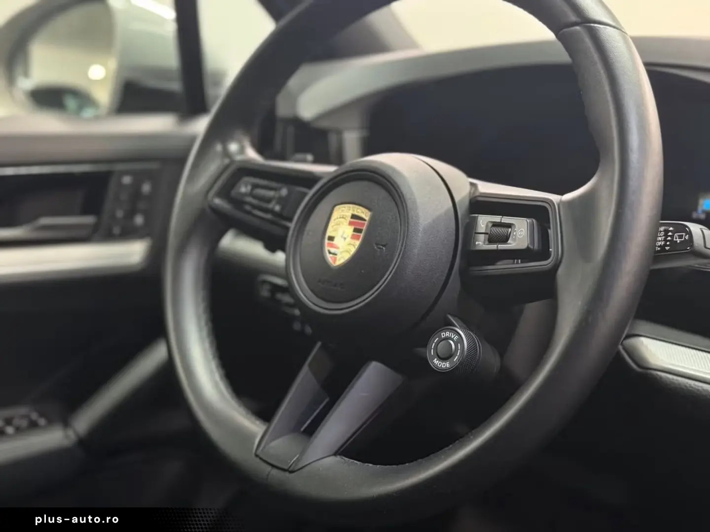 Porsche Cayenne E-Hybrid  Vierradlenkung