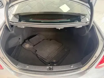 Mercedes-Benz E 220 d Lim 9G-Tronic Avantgarde