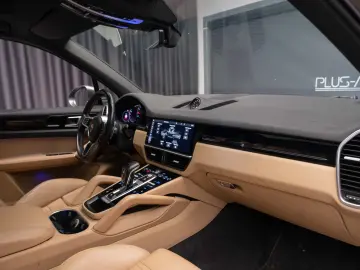 Porsche Cayenne S