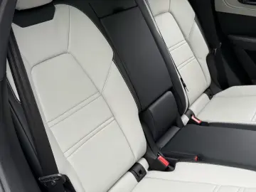 Porsche Cayenne S SPORTABGAS BOSE 22