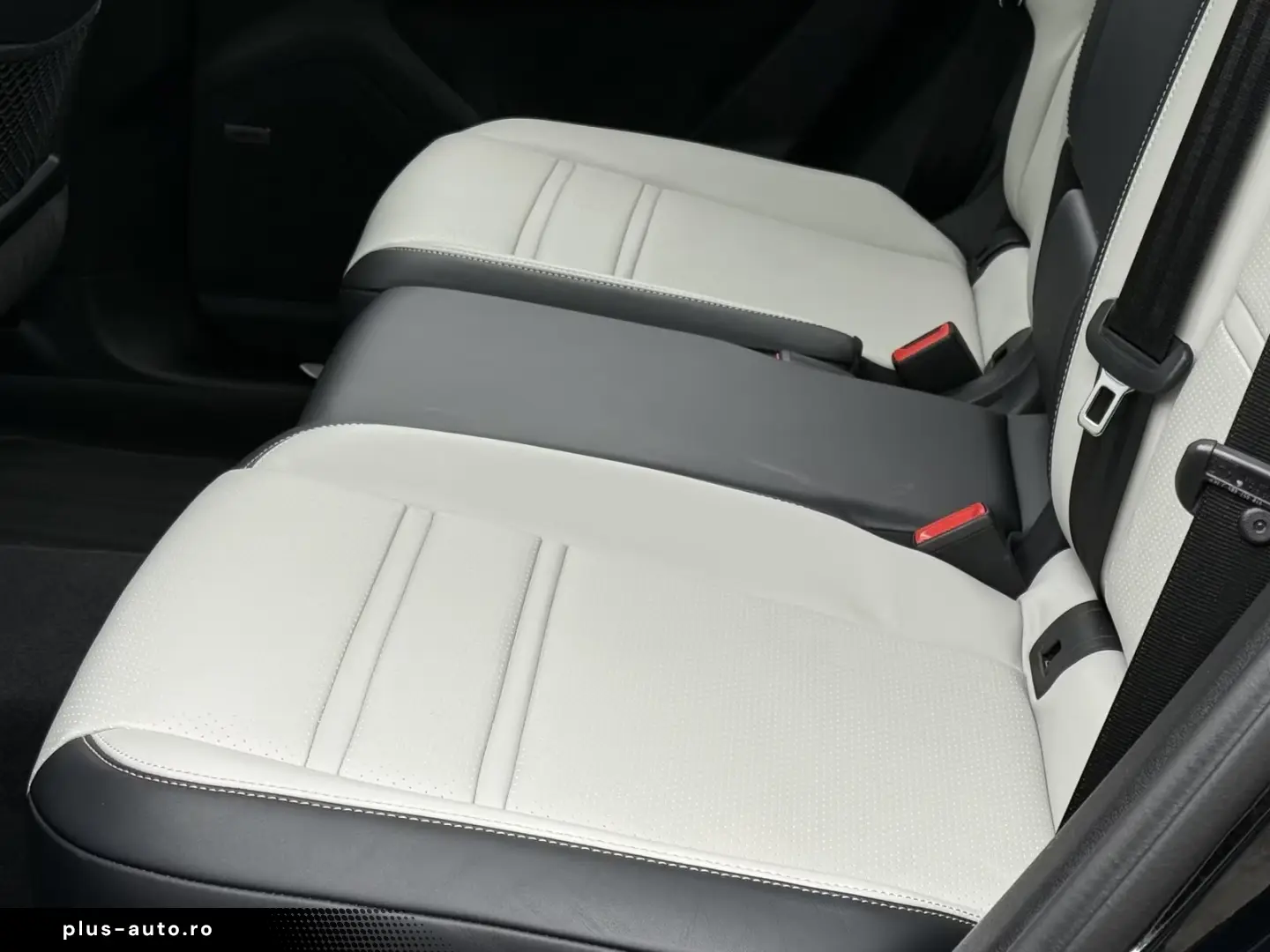 Porsche Cayenne S SPORTABGAS BOSE 22