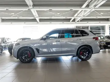 BMW X5 xDrive30d M Sport HUD PANO ACC 360 KAM RFK