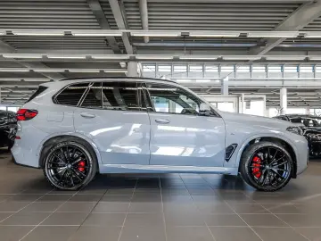 BMW X5 xDrive30d M Sport HUD PANO ACC 360 KAM RFK