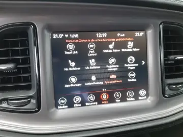 Dodge Challenger R T 5.7 HEMI V8   Last Call