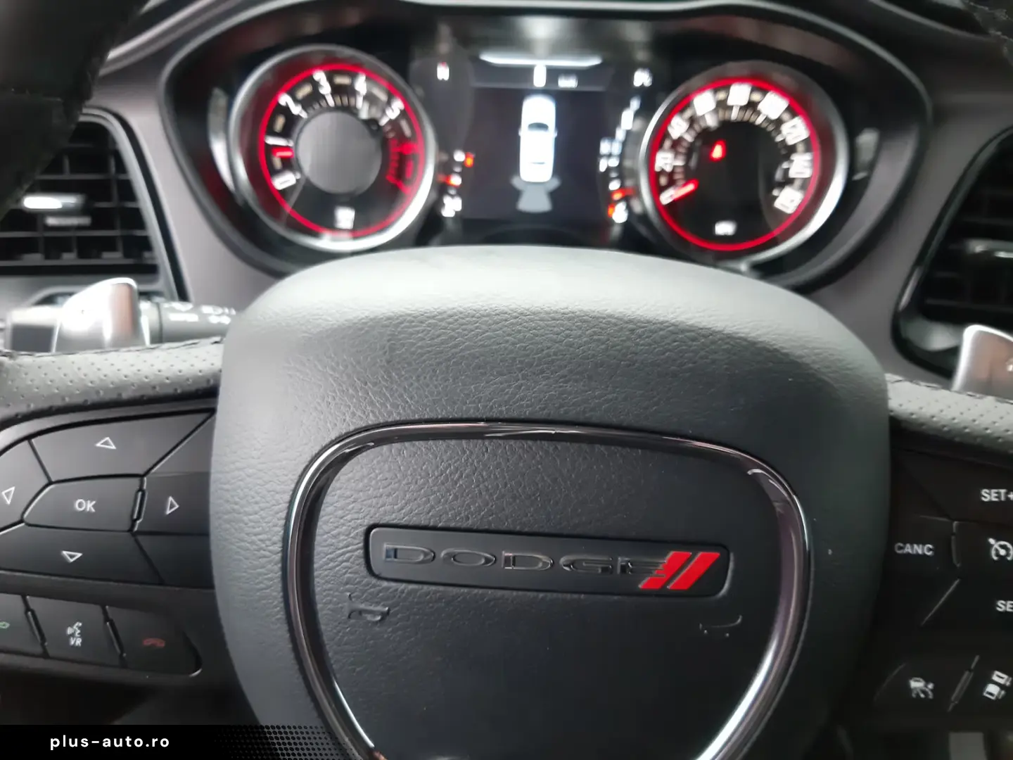 Dodge Challenger R T 5.7 HEMI V8   Last Call