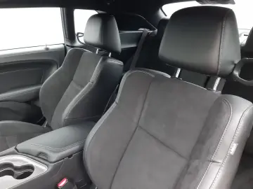 Dodge Challenger R T 5.7 HEMI V8   Last Call