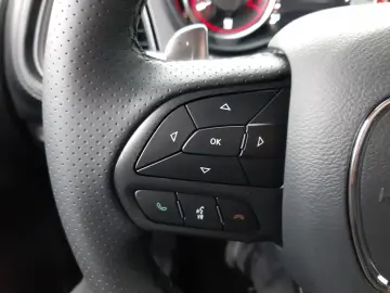 Dodge Challenger R T 5.7 HEMI V8   Last Call