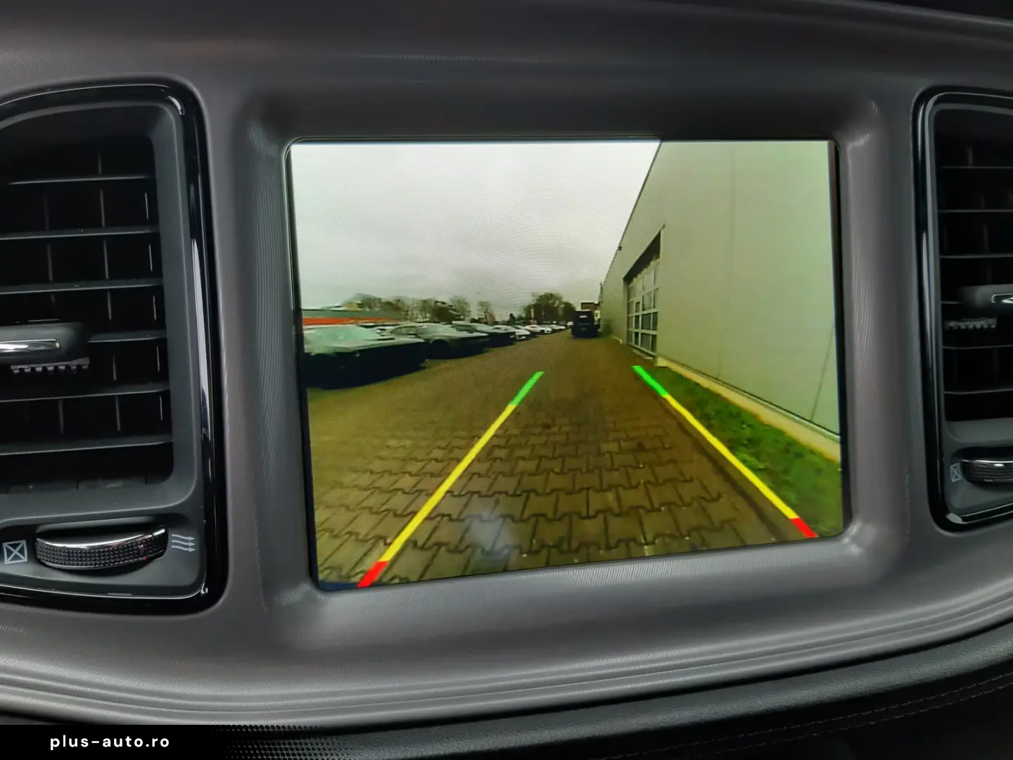 Dodge Challenger R T 5.7 HEMI V8   Last Call