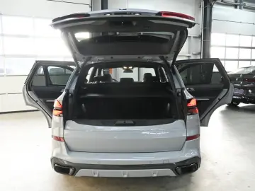 BMW X5 xDrive 40d M-Sport Pro LUFT SOFT-CL PANO AHK