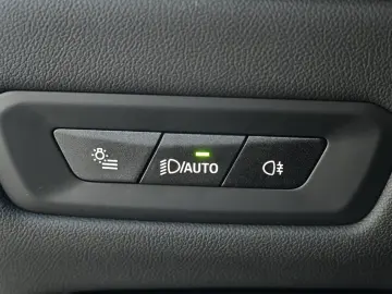 BMW X5 xDrive 40d M-Sport Pro LUFT SOFT-CL PANO AHK