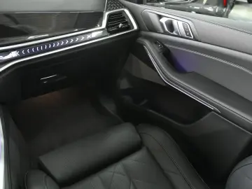 BMW X5 xDrive 40d M-Sport Pro LUFT SOFT-CL PANO AHK