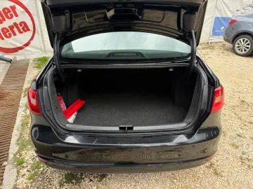 Volkswagen Jetta  1.6 TDI 105CP 2014 Inm RO Rate fara avans