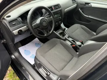 Volkswagen Jetta  1.6 TDI 105CP 2014 Inm RO Rate fara avans