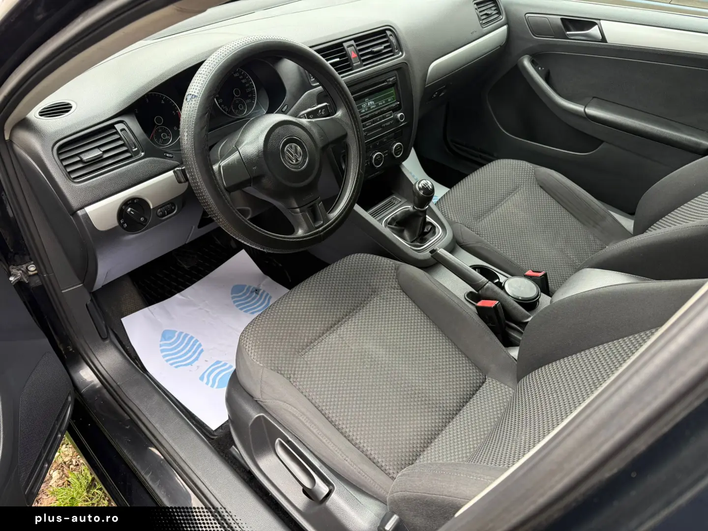 Volkswagen Jetta  1.6 TDI 105CP 2014 Inm RO Rate fara avans