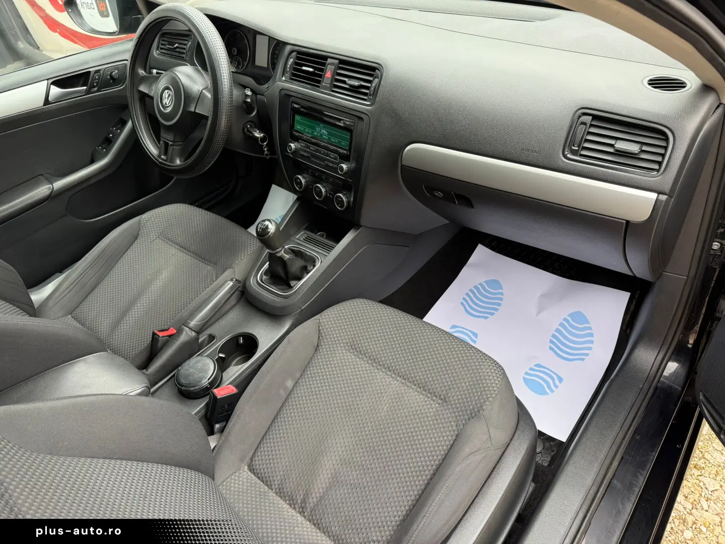 Volkswagen Jetta  1.6 TDI 105CP 2014 Inm RO Rate fara avans