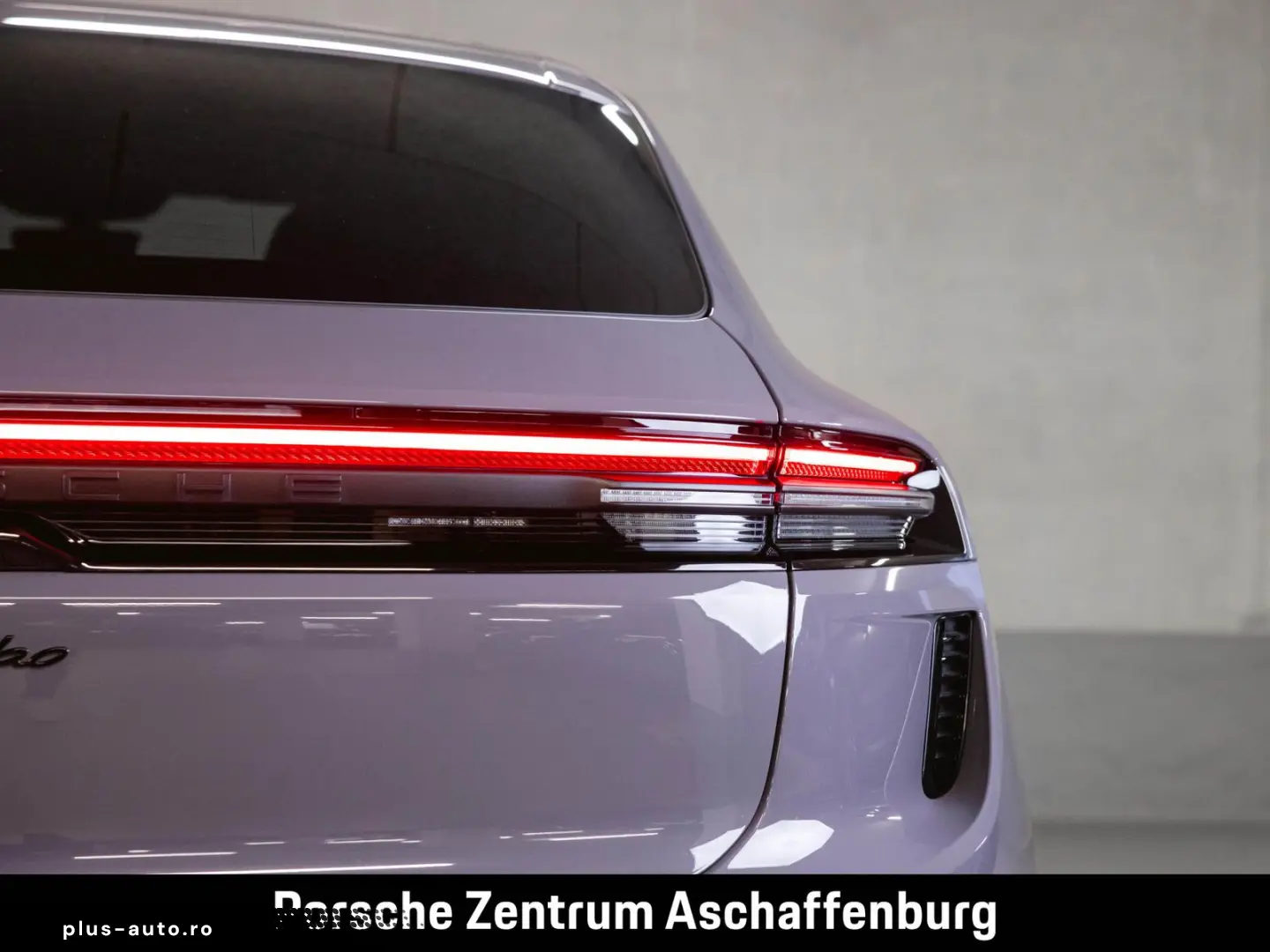 PORSCHE Macan Turbo Panoramadach Sport Chrono