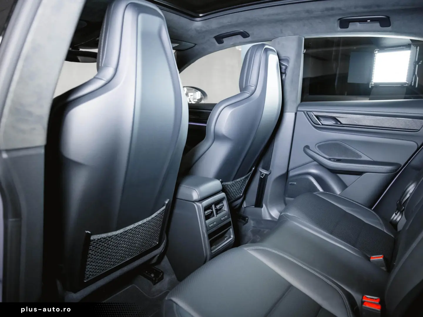 PORSCHE Macan Turbo Panoramadach Sport Chrono