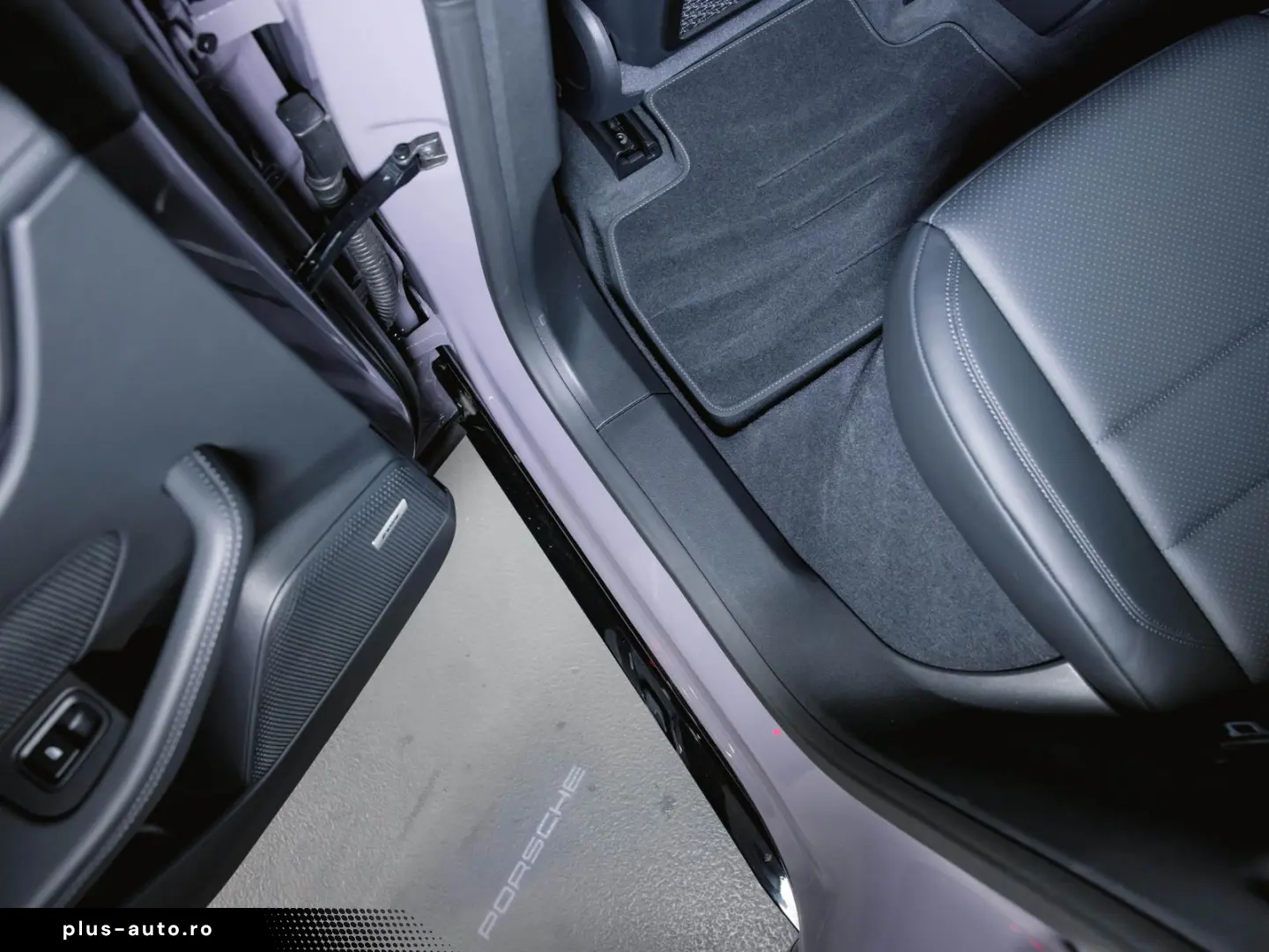 PORSCHE Macan Turbo Panoramadach Sport Chrono