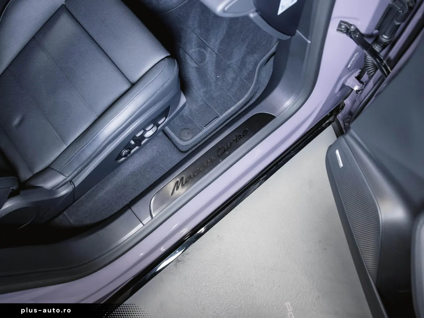 PORSCHE Macan Turbo Panoramadach Sport Chrono