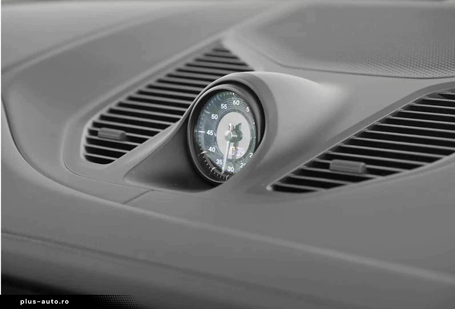 Porsche Cayenne E-Hybrid AHK PANO LUFT Bose