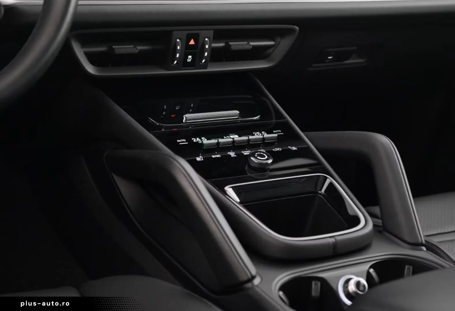 Porsche Cayenne E-Hybrid AHK PANO LUFT Bose