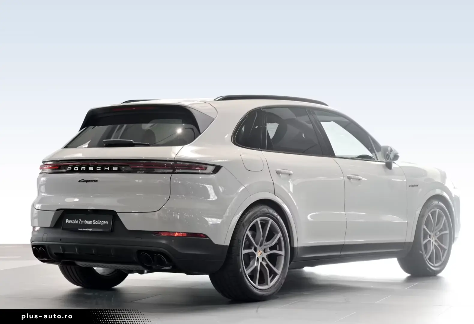 Porsche Cayenne E-Hybrid AHK PANO LUFT Bose
