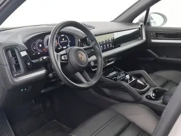 Porsche Cayenne E-Hybrid AHK PANO LUFT Bose
