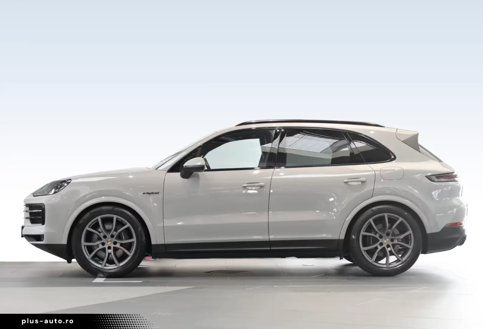 Porsche Cayenne E-Hybrid AHK PANO LUFT Bose