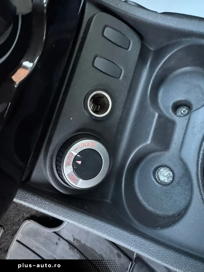 Dacia Duster 1.6Benzina 2012