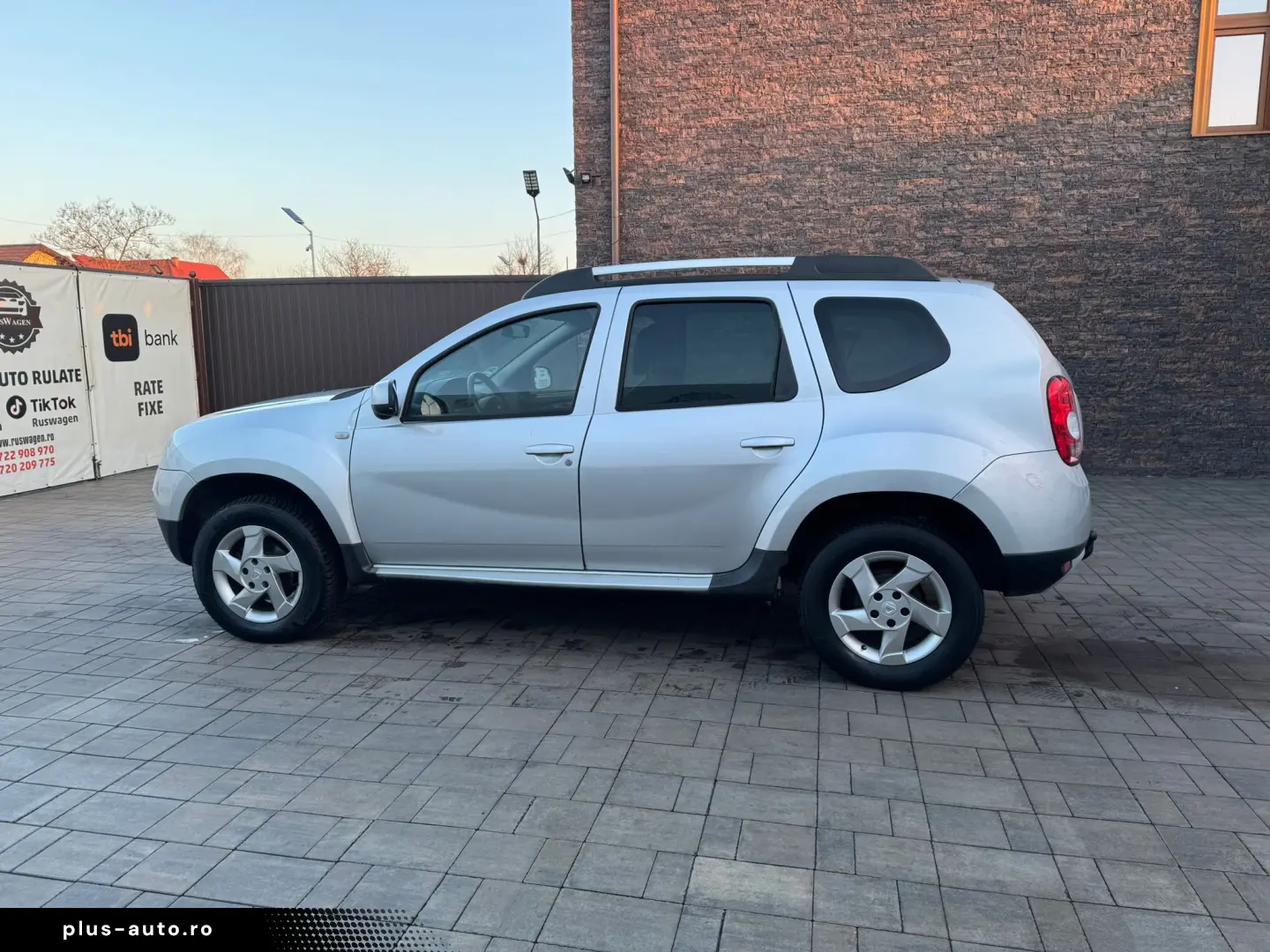 Dacia Duster 1.6Benzina 2012