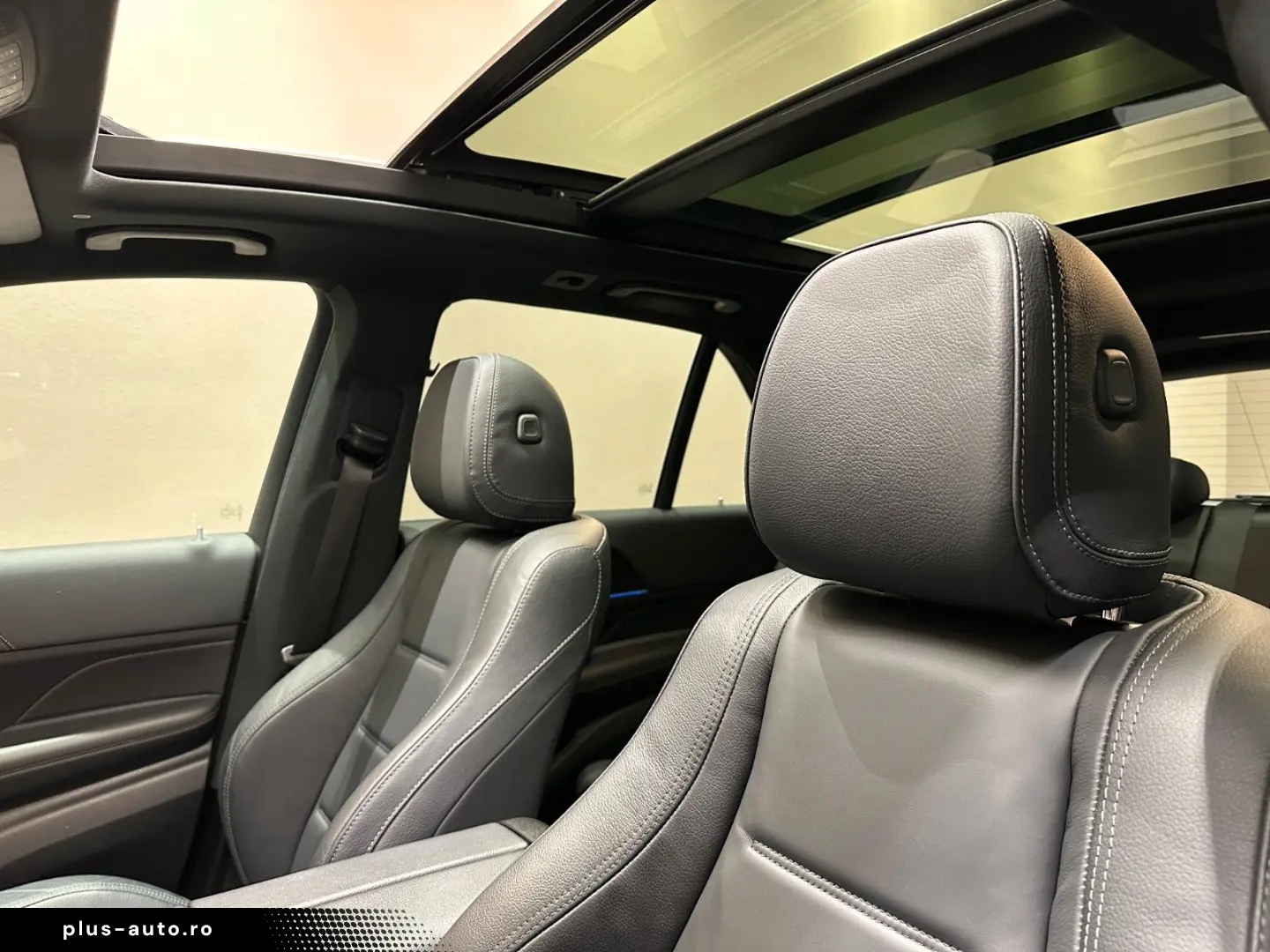 MERCEDES-BENZ GLE350 de 4M  AMG-LINE