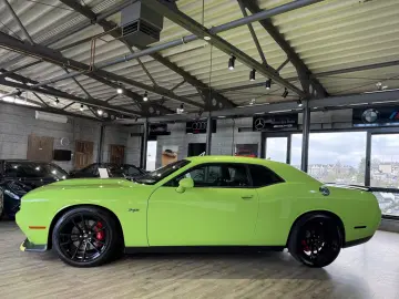 Dodge Challenger R T 5.7 V8 KAMERA H&K
