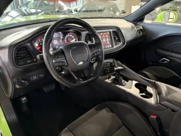Dodge Challenger R T 5.7 V8 KAMERA H&K