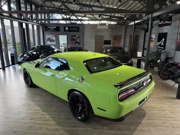 Dodge Challenger R T 5.7 V8 KAMERA H&K