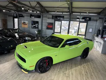 Dodge Challenger R T 5.7 V8 KAMERA H&K