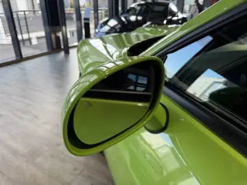 Dodge Challenger R T 5.7 V8 KAMERA H&K