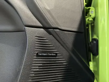 Dodge Challenger R T 5.7 V8 KAMERA H&K