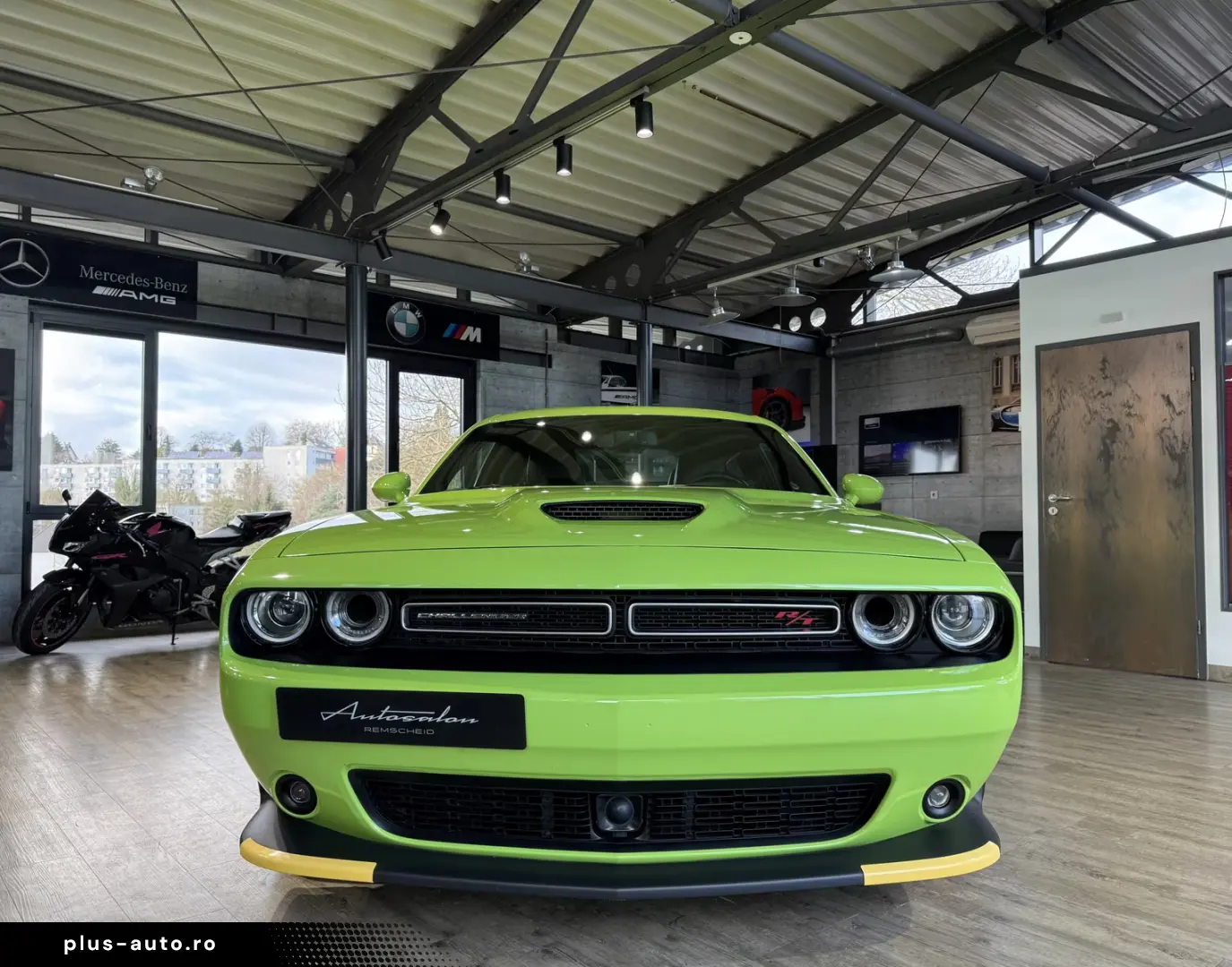 Dodge Challenger R T 5.7 V8 KAMERA H&K