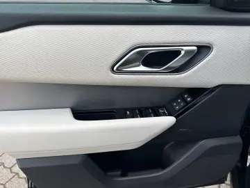LAND ROVER Range Rover Velar P250 R-Dynamic SE