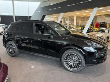 Porsche Cayenne E-Hybrid Platinum Edition
