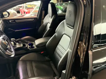 Porsche Cayenne E-Hybrid Platinum Edition